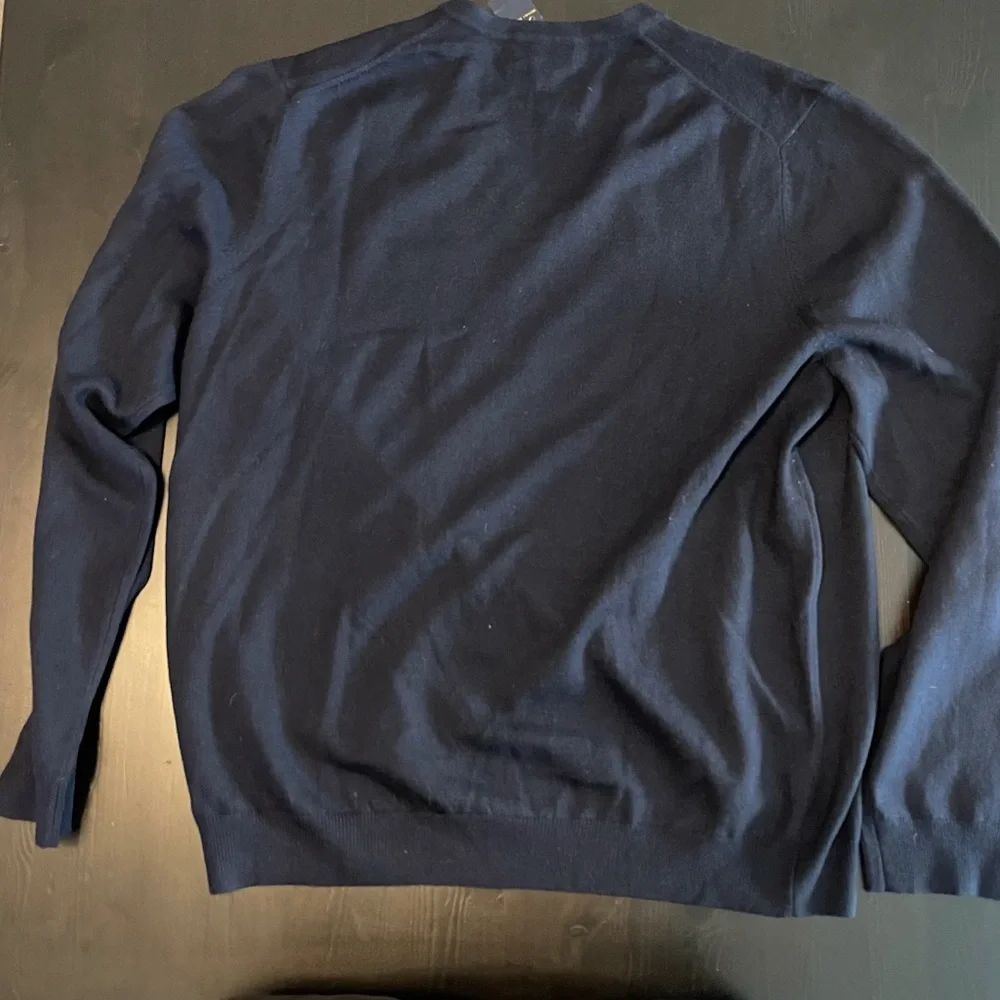 Brooks Brothers Navy blue V-neck sweater - Picture 3 of 7